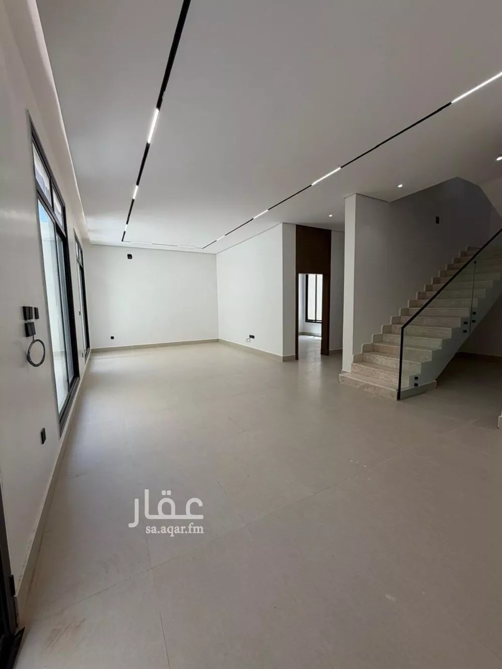 فيلا 4 غرف في المعيزلة 7