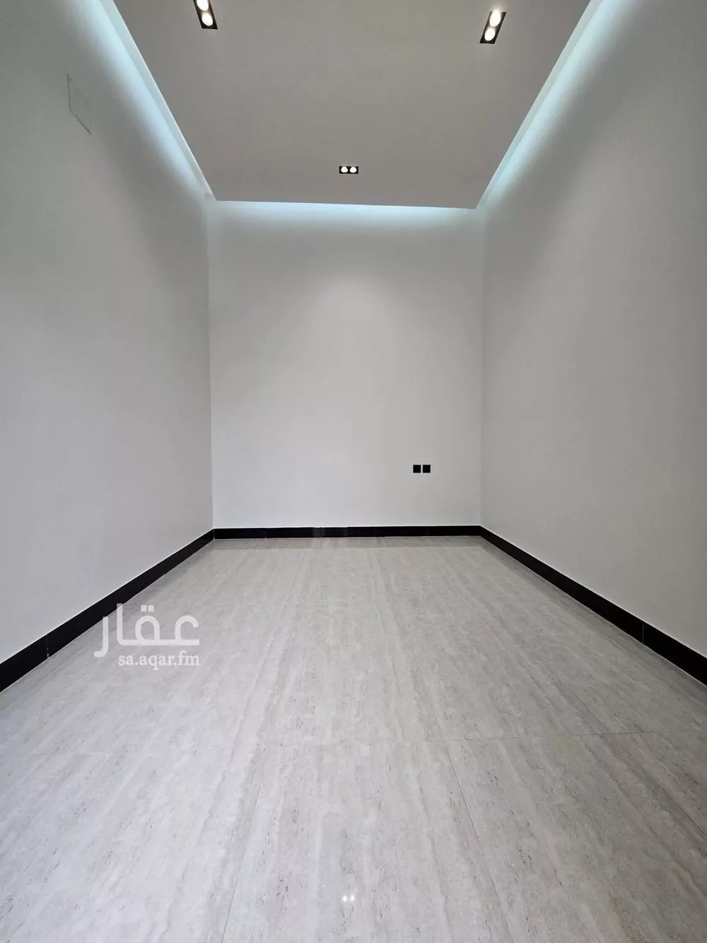 فيلا 6 غرف في الرمال 18