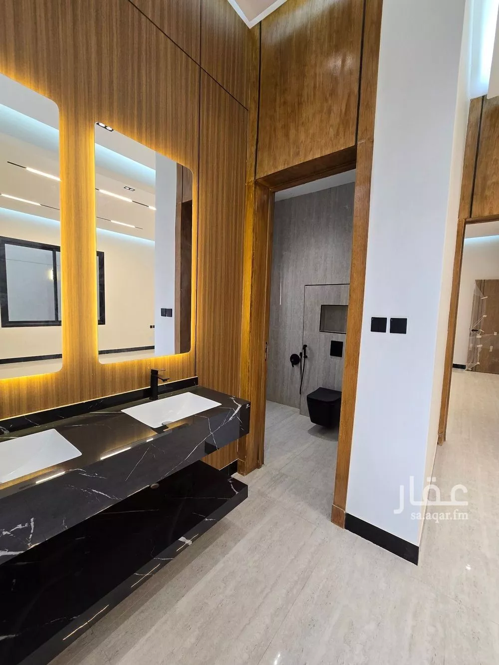 فيلا 6 غرف في الرمال 20