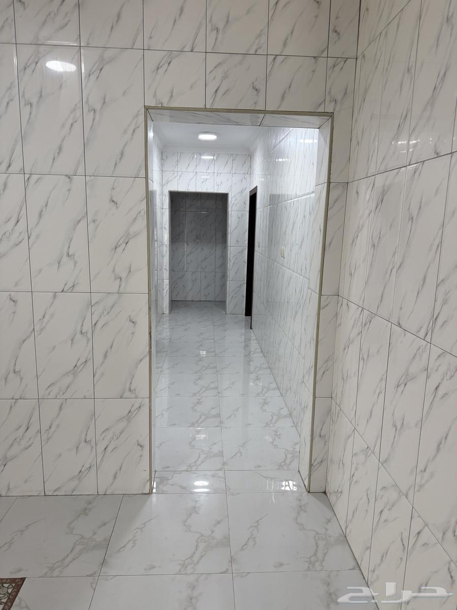 شقة 32 غرف في طيبة 6