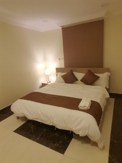 شقة 1 غرف في الكوثر 6