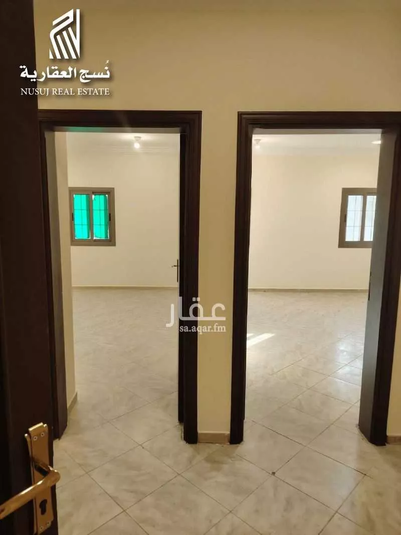 شقة 4 غرف في العريض 3