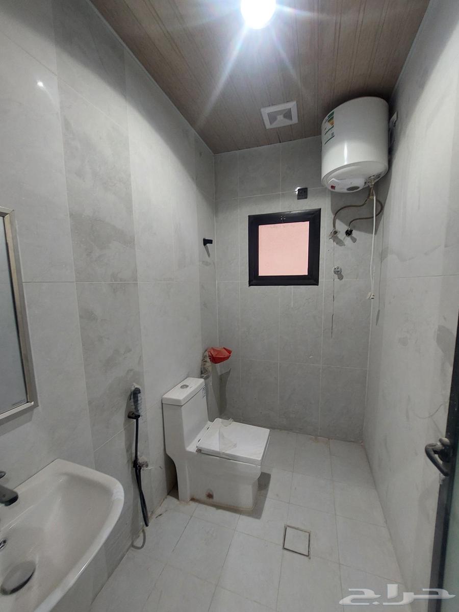 شقة 6 غرف في احد 12