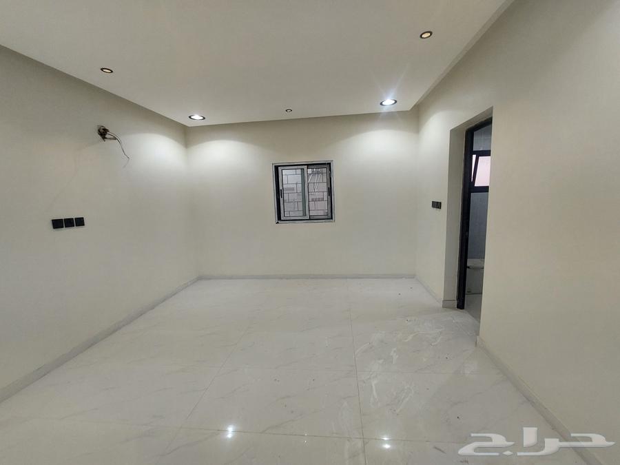 شقة 6 غرف في احد 17