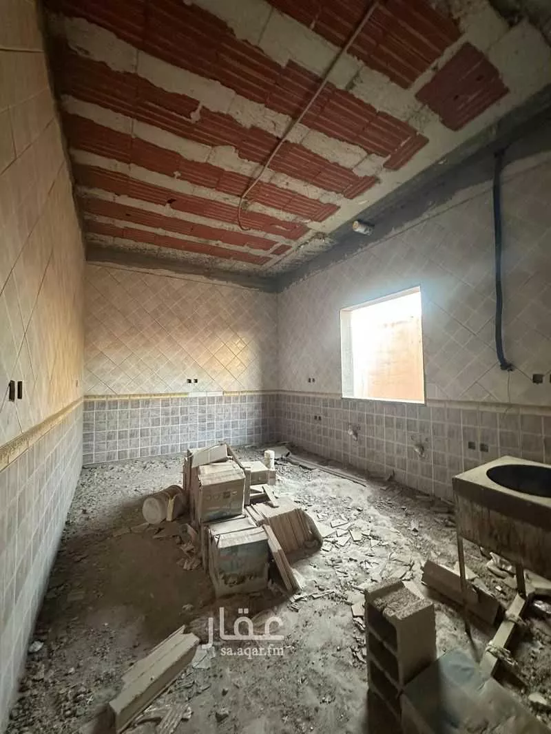 فيلا 9 غرف في الزمرد 15