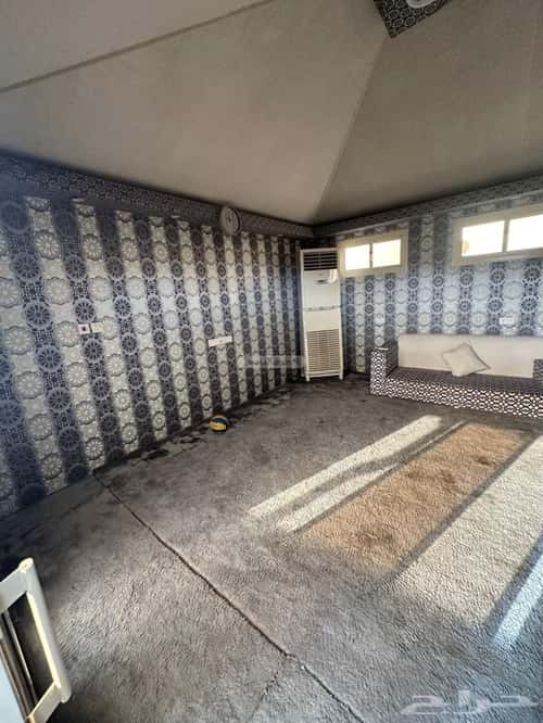 فيلا 11 غرف في الزمرد 12