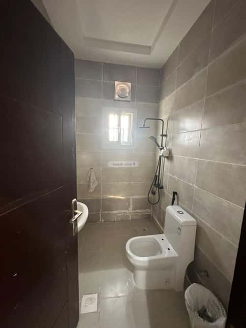 فيلا 11 غرف في الزمرد 5