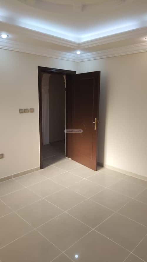 شقة 3 غرف في الزهراء 20