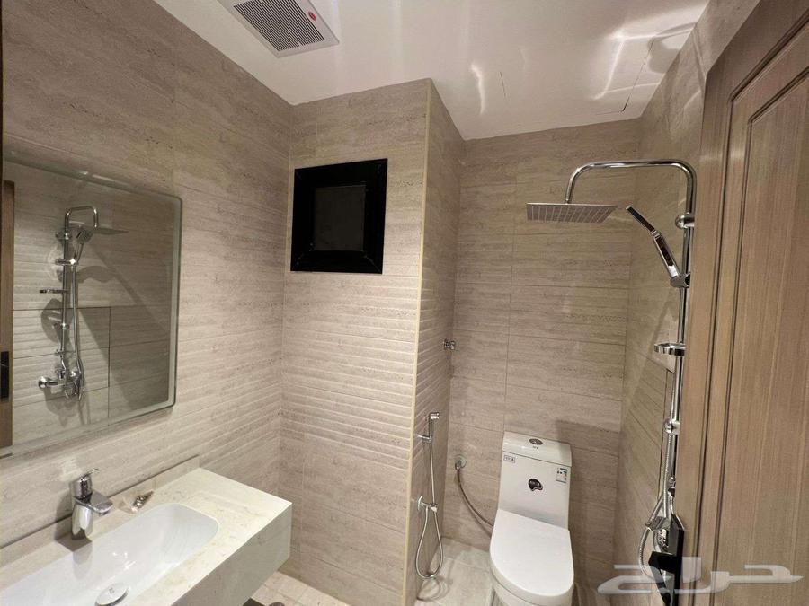 شقة 5 غرف في الشوقية 8