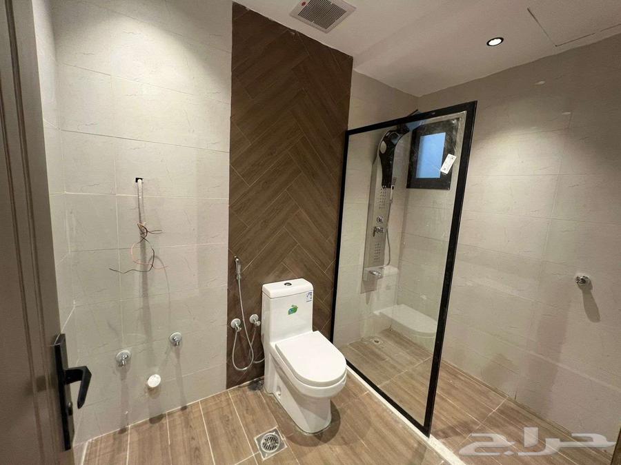 شقة 5 غرف في الشوقية 10