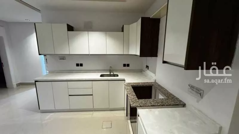 شقة 3 غرف في الريان 5