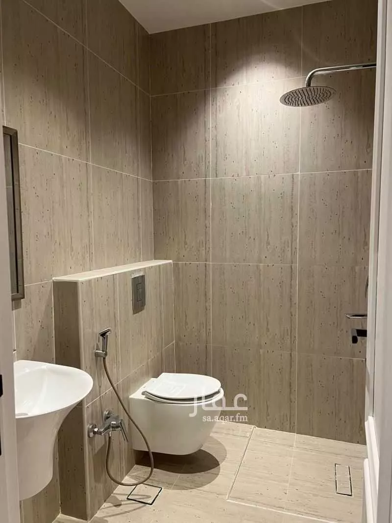 شقة 2 غرف في عرقة 8