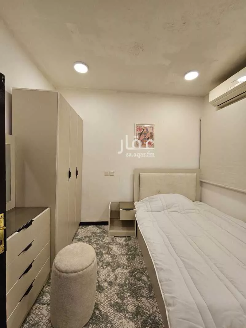 شقة 1 غرف في الوادي 4