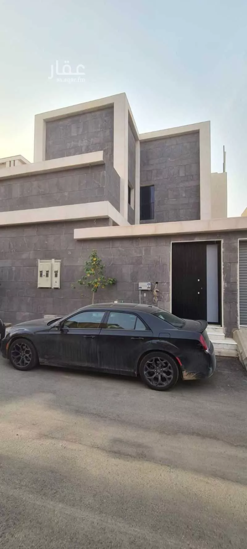 فيلا 10 غرف في الخليج 12