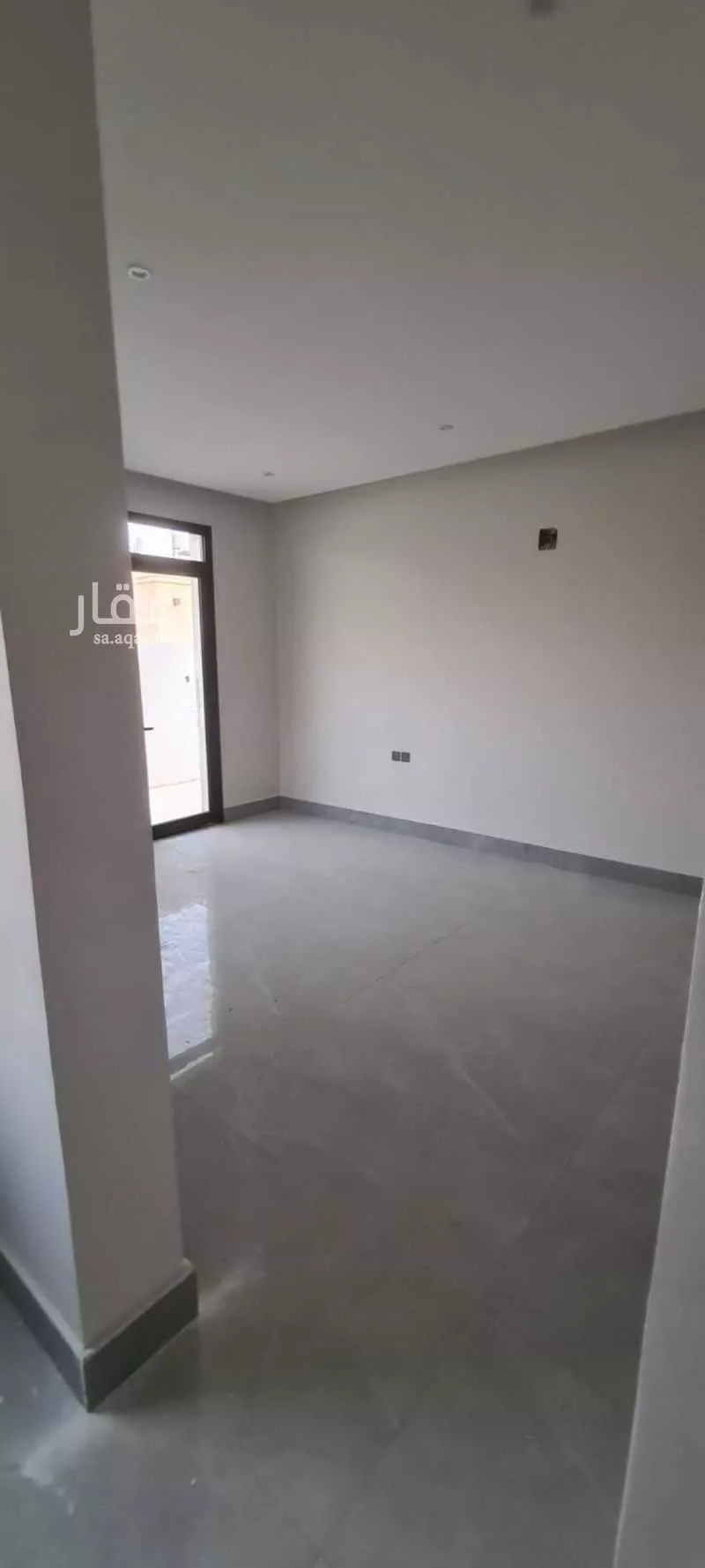 فيلا 10 غرف في الخليج 6