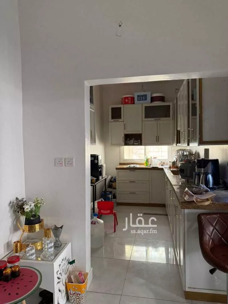 8 bedroom villa in Ulaishah 5