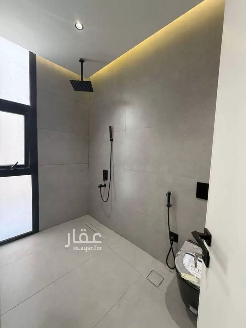 فيلا 4 غرف في النرجس 9