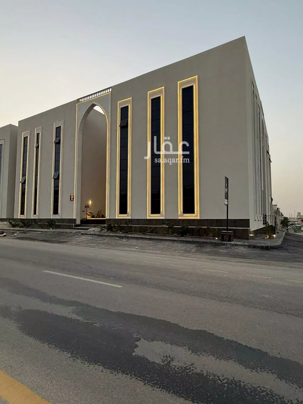 4 bedroom apartment in Al Mahdiyyah 4