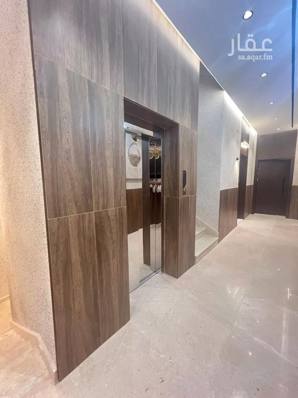 شقة 4 غرف في الروضة 15