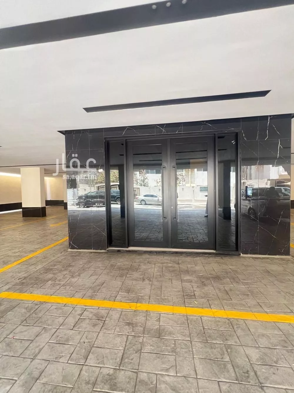 شقة 4 غرف في الروضة 4