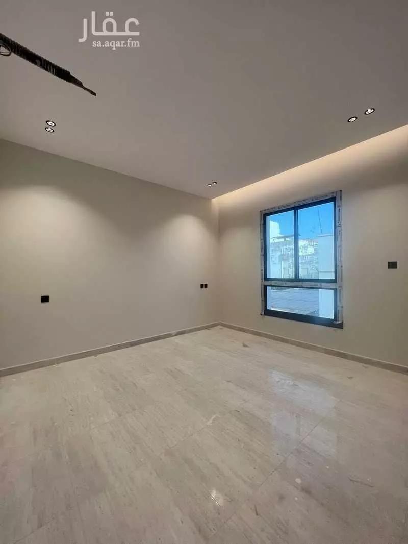 شقة 5 غرف في النزهة 6