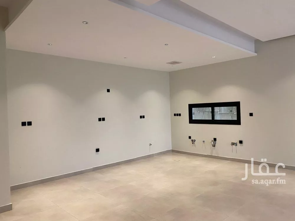 شقة 6 غرف في الروضة 5