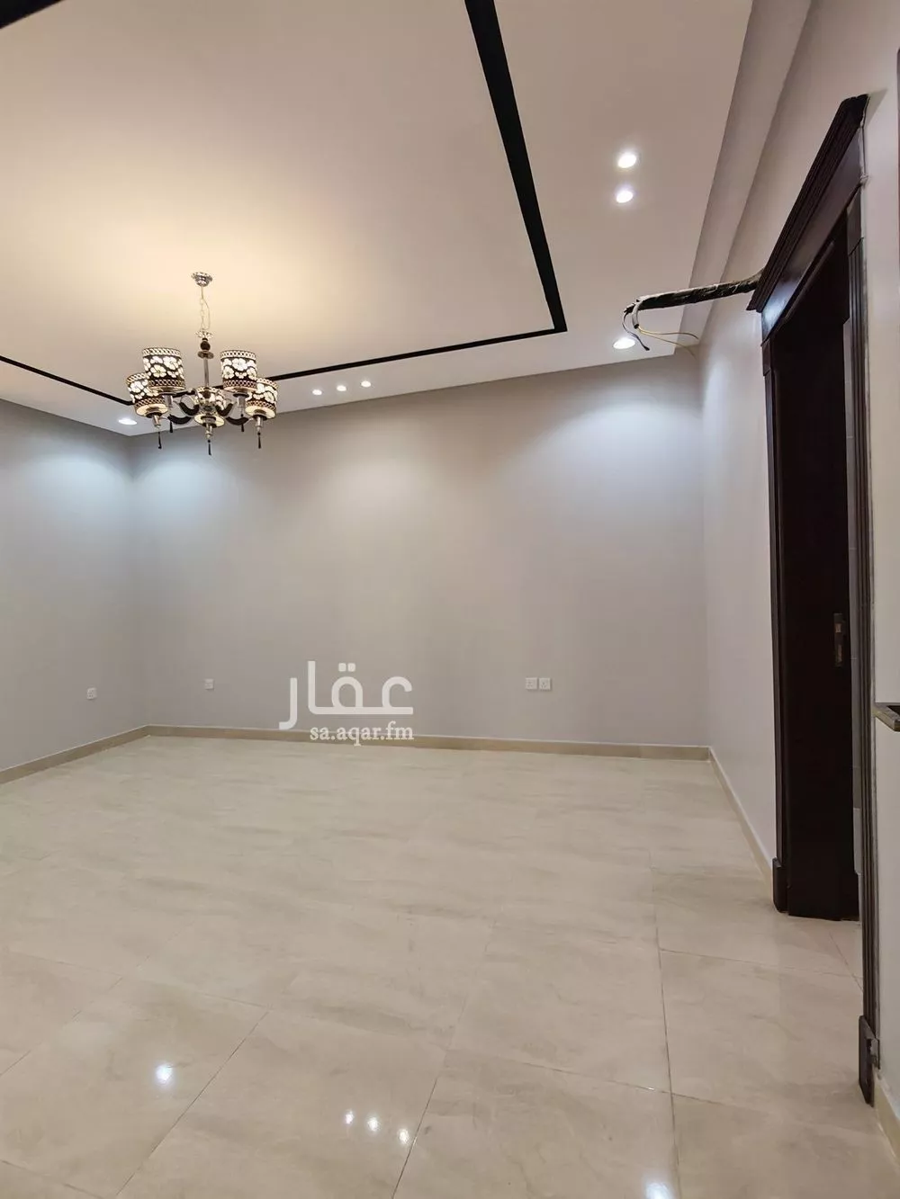 شقة 4 غرف في الصفا 10