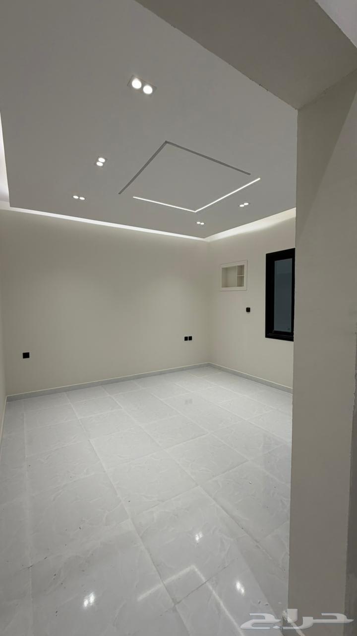 شقة 4 غرف في السلام 11