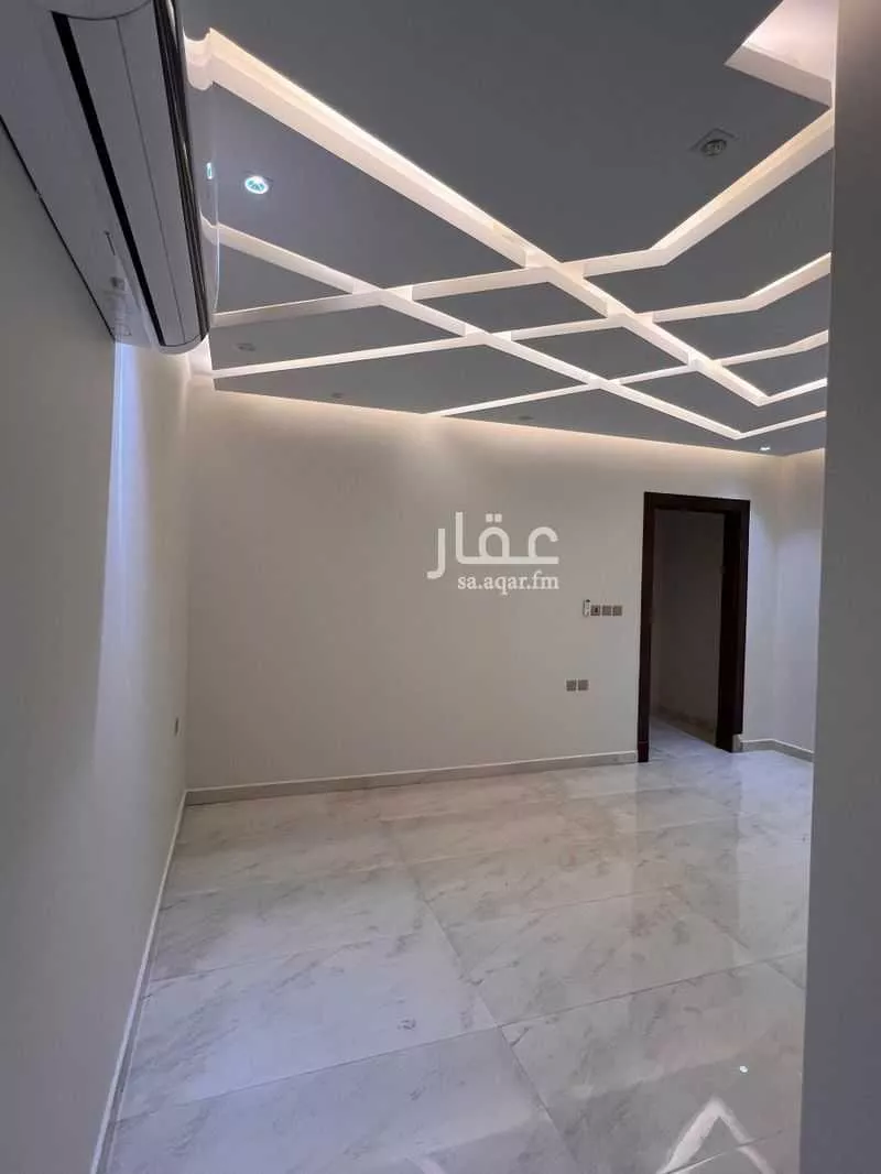 شقة 5 غرف في النخيل 2