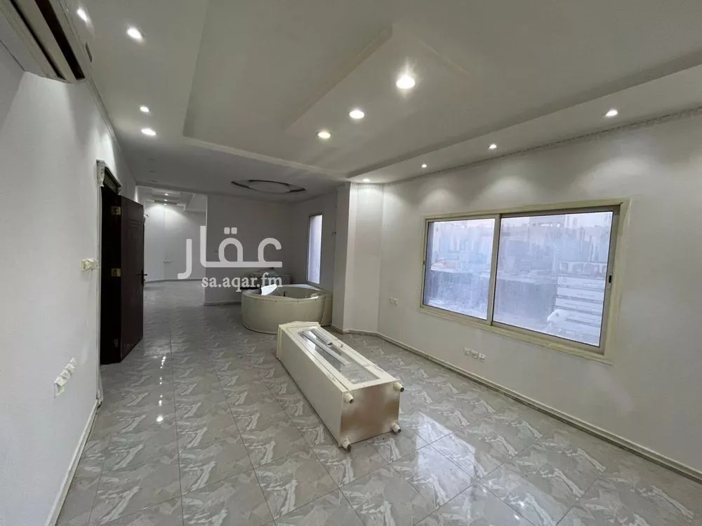 فيلا 8 غرف في العارض 7