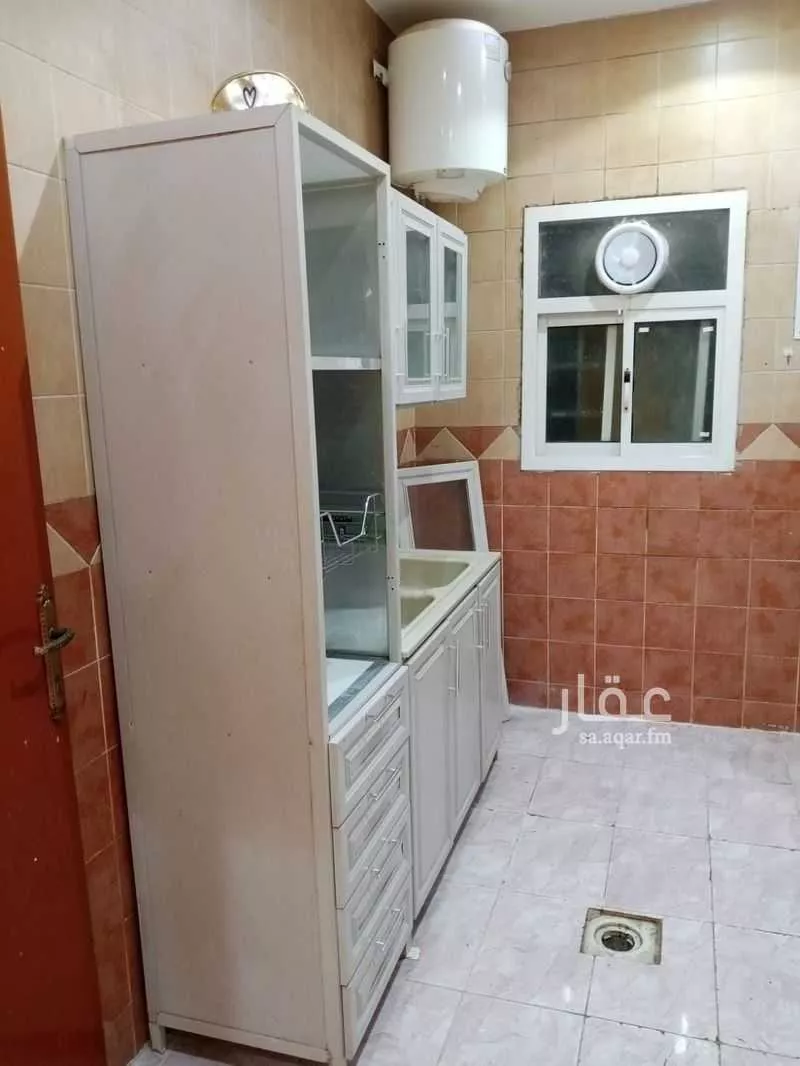 شقة 4 غرف في ظهرة لبن 5