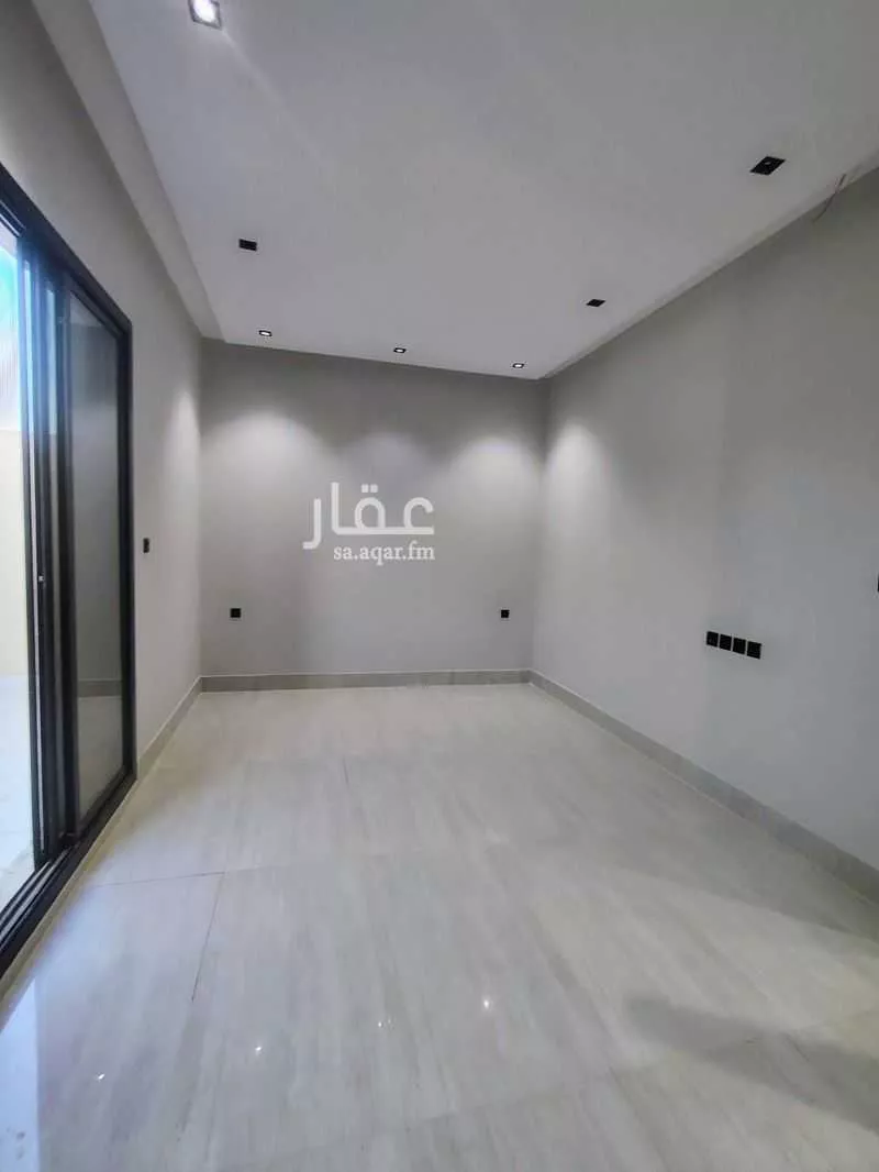 فيلا 6 غرف في المهدية 10