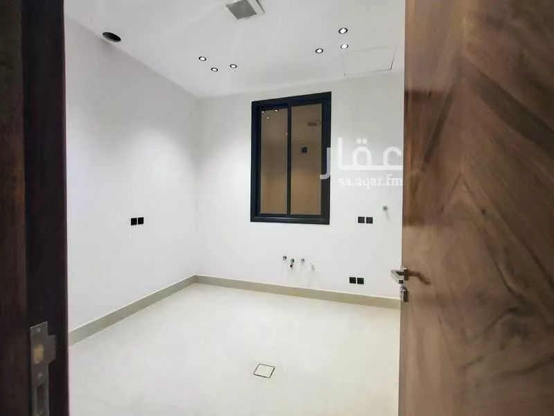 6 bedroom villa in Al Mahdiyyah 8