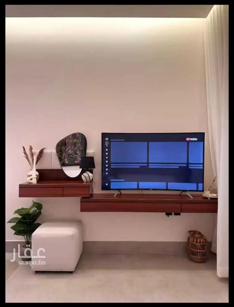 شقة 1 غرف في الملقا 6