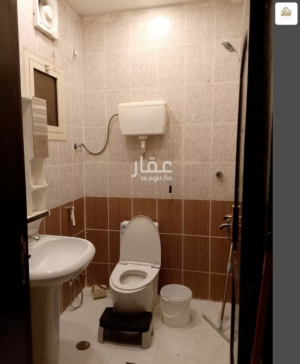 6 bedroom villa in Al Difa 7