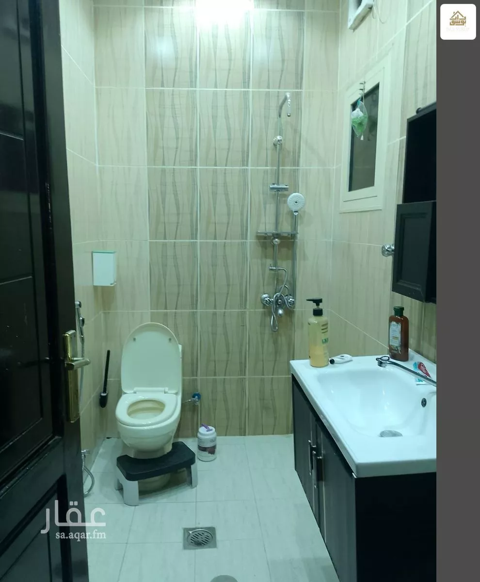 6 bedroom villa in Al Difa 8