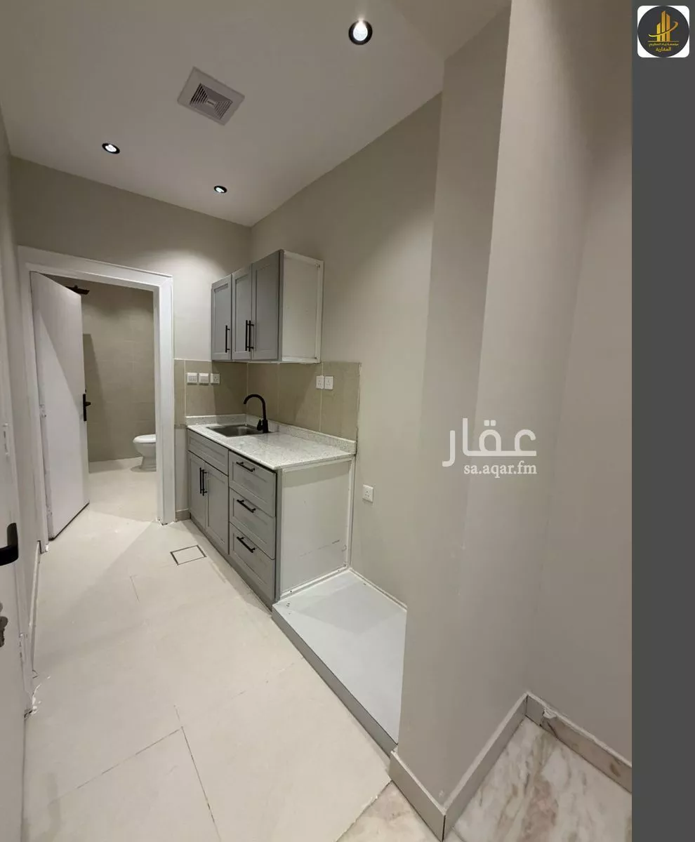 شقة 1 غرف في العليا 4