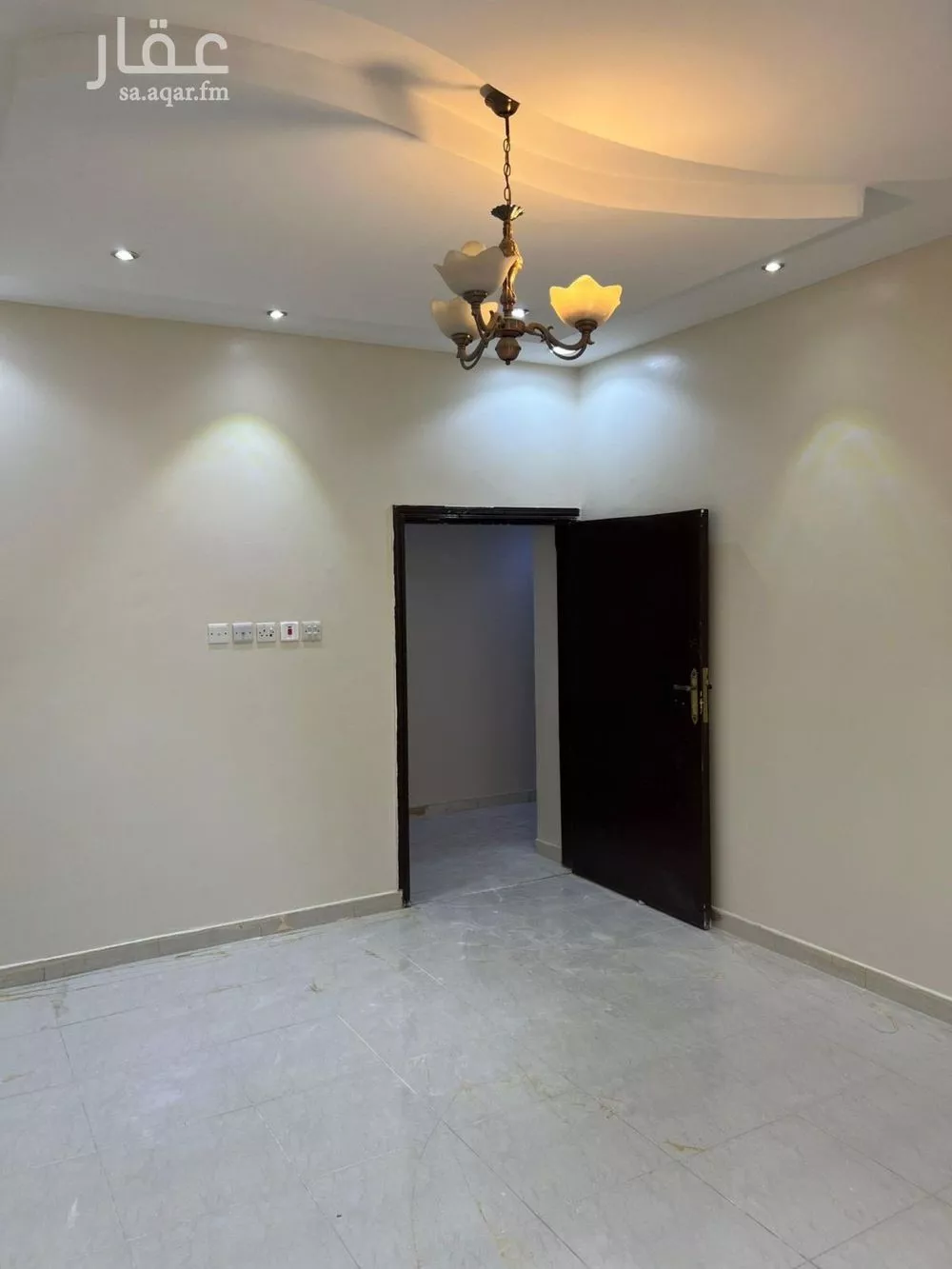 شقة 3 غرف في القادسية 5