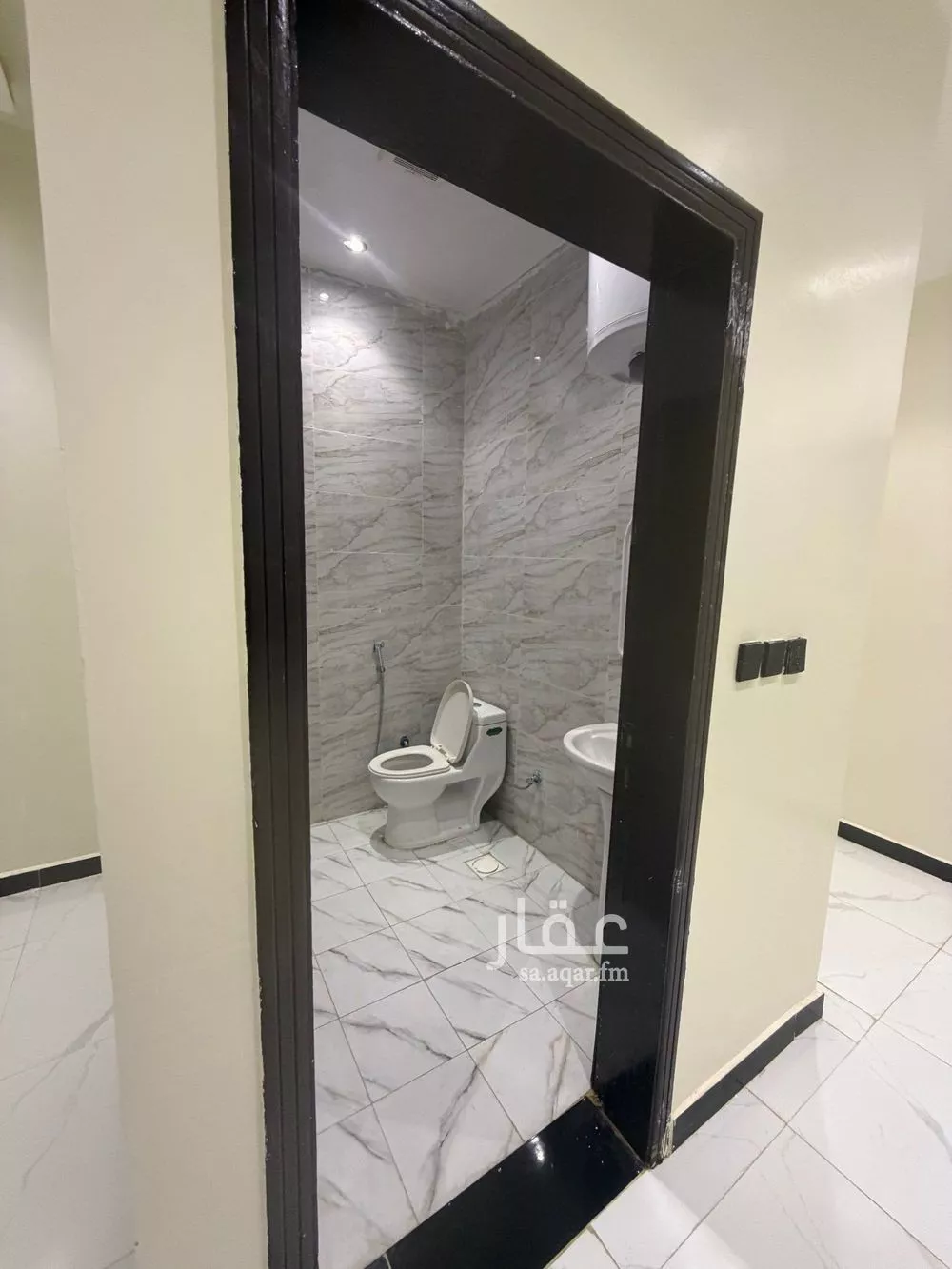 شقة 1 غرف في الملك فهد 5