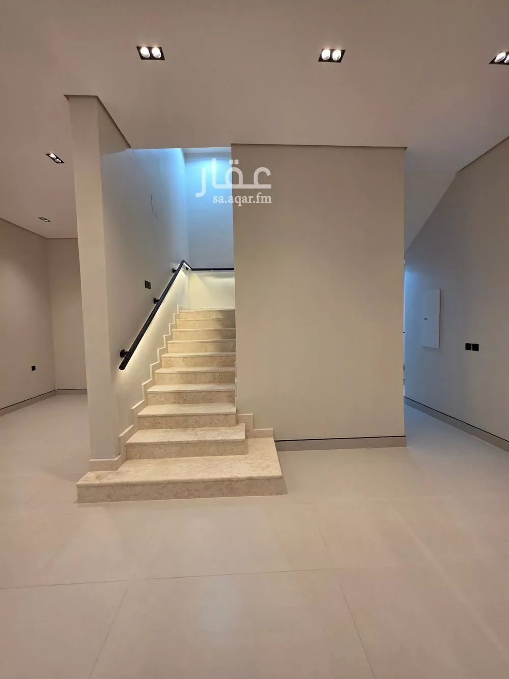 فيلا 5 غرف في المعيزلة 13