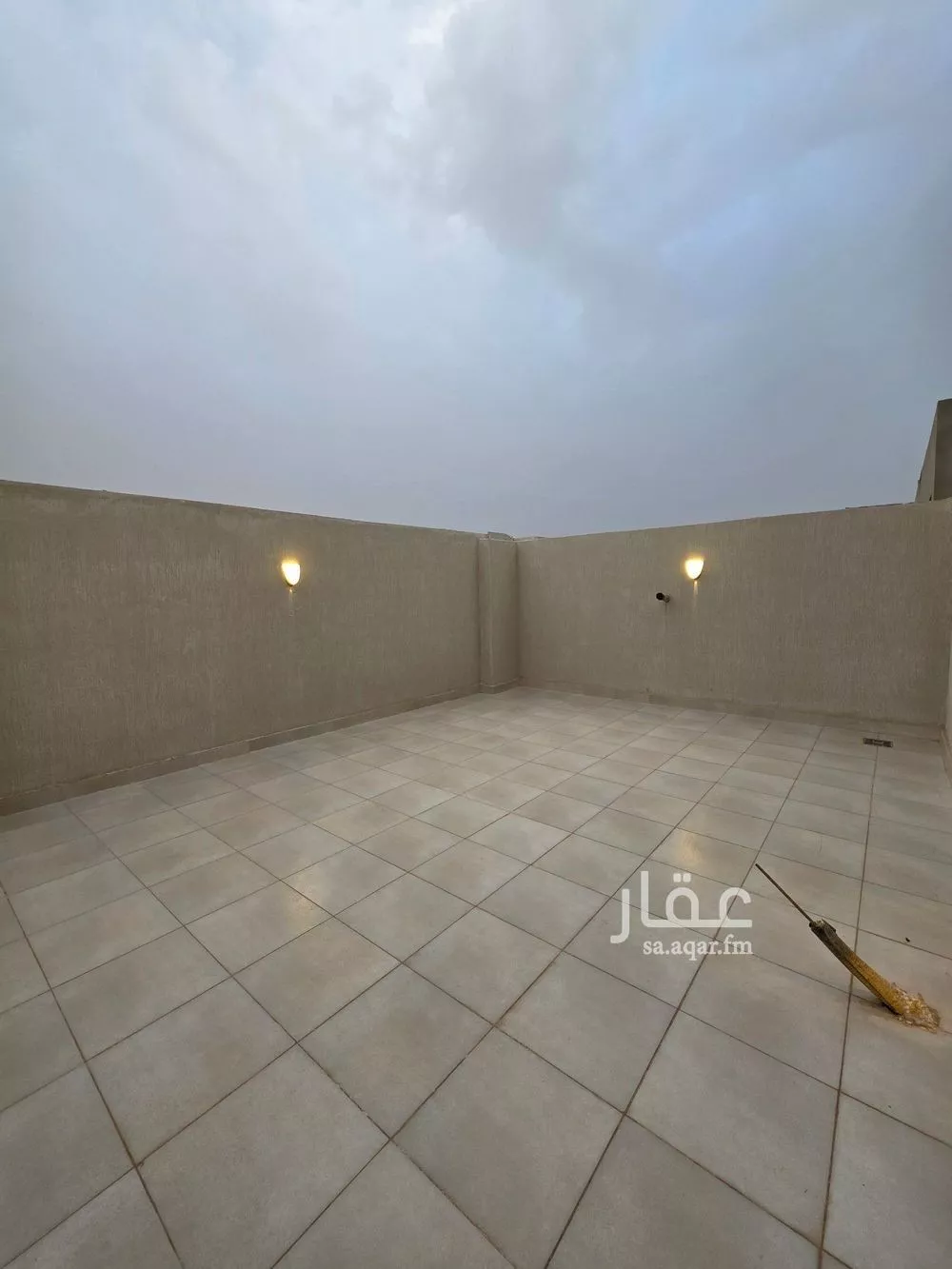 فيلا 5 غرف في المعيزلة 25