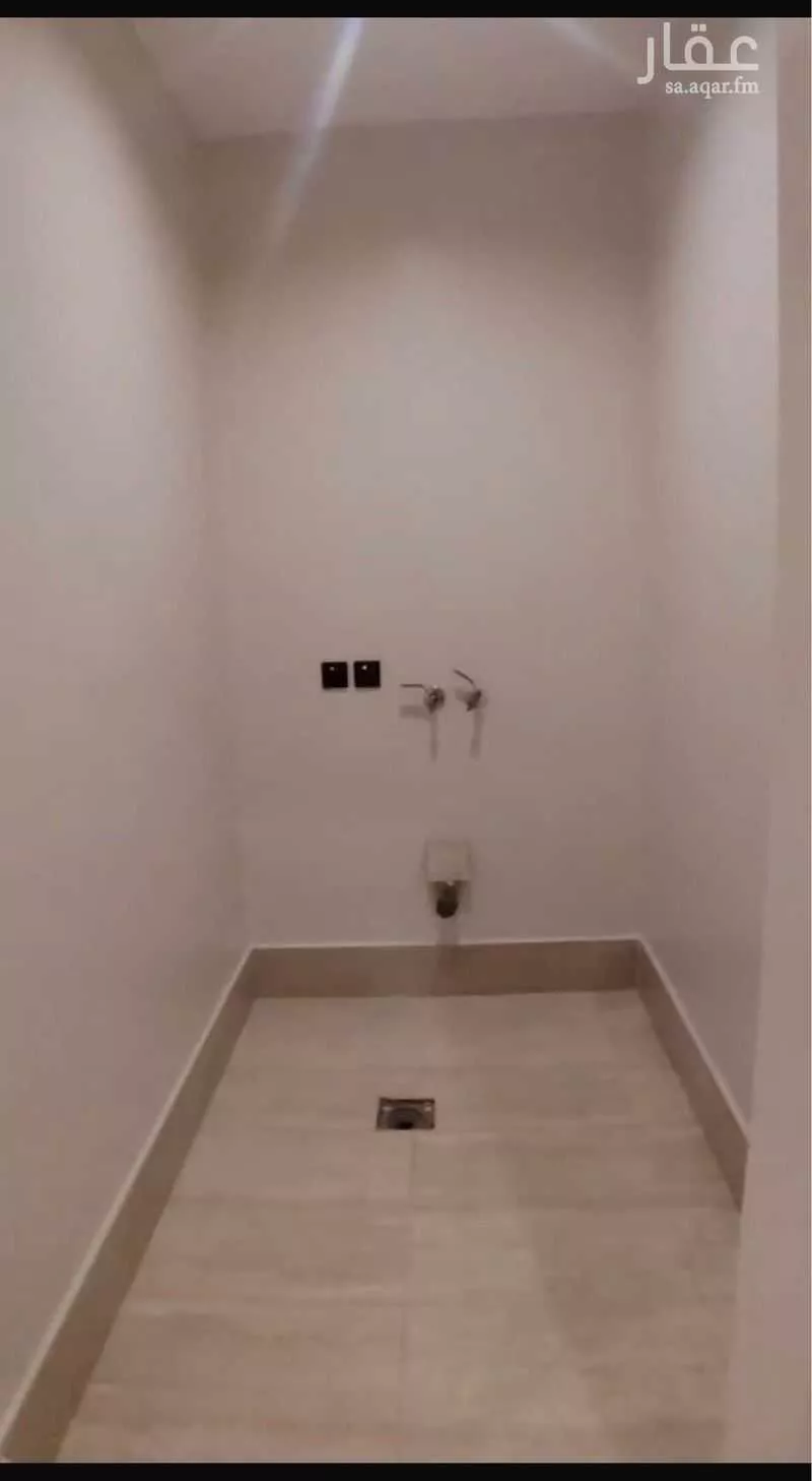 شقة 3 غرف في الحمرا 2