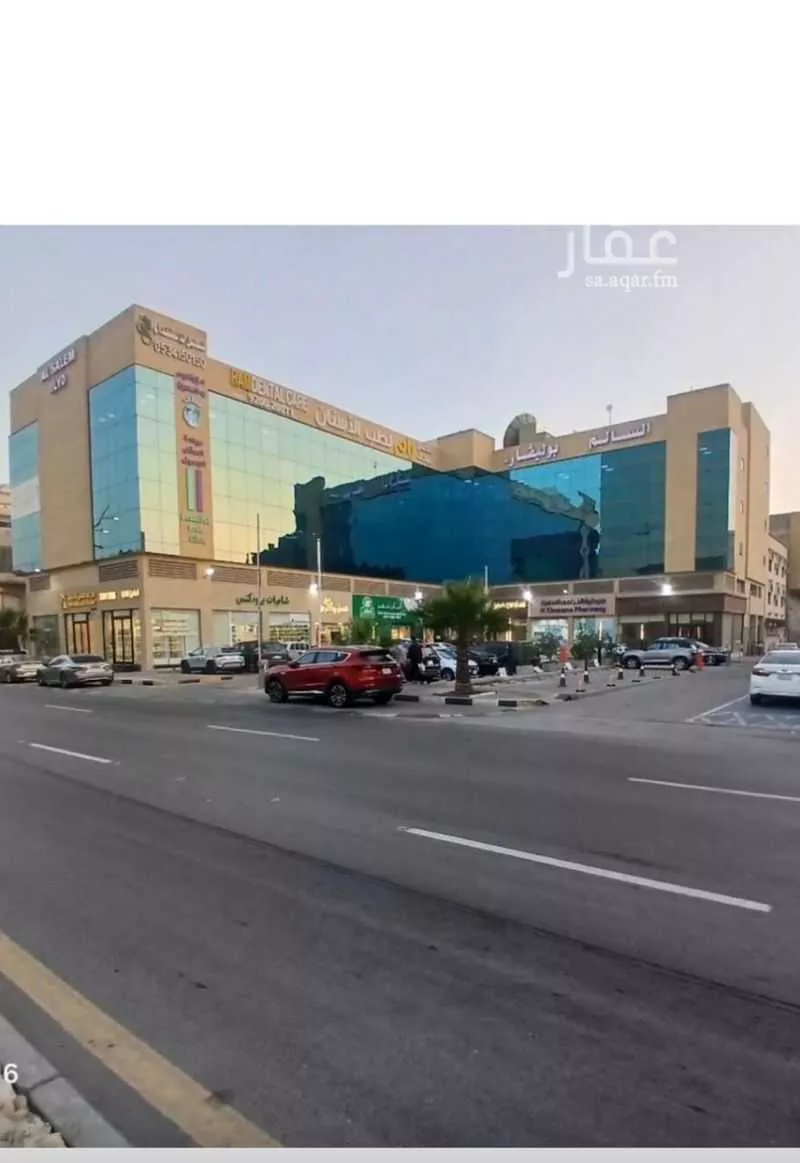 محل 1934 م² في الخبر الشمالية 4