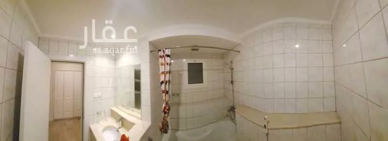 فيلا 5 غرف في العزيزية 13