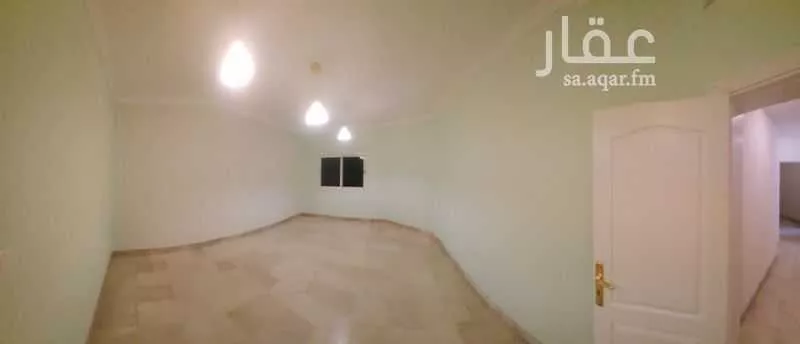 فيلا 5 غرف في العزيزية 6