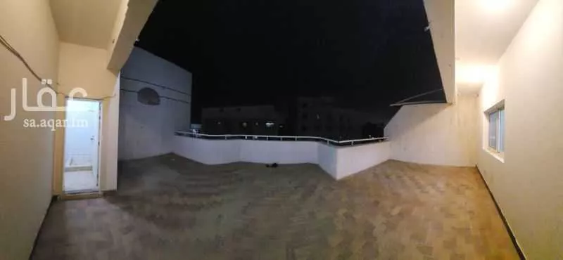 فيلا 5 غرف في العزيزية 9