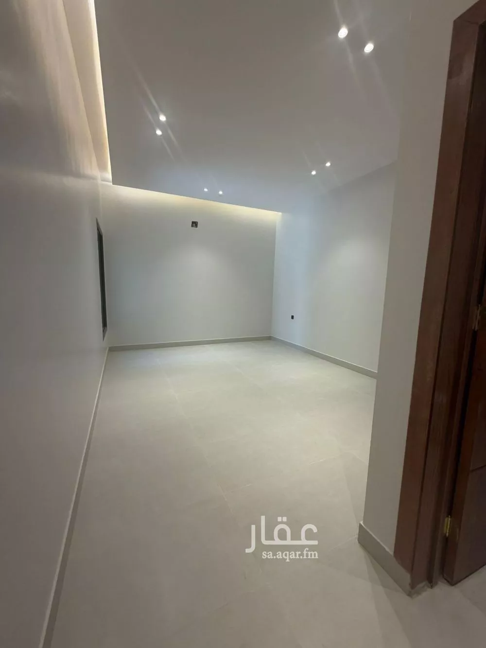 3 bedroom floor in Al Janadriyah 2