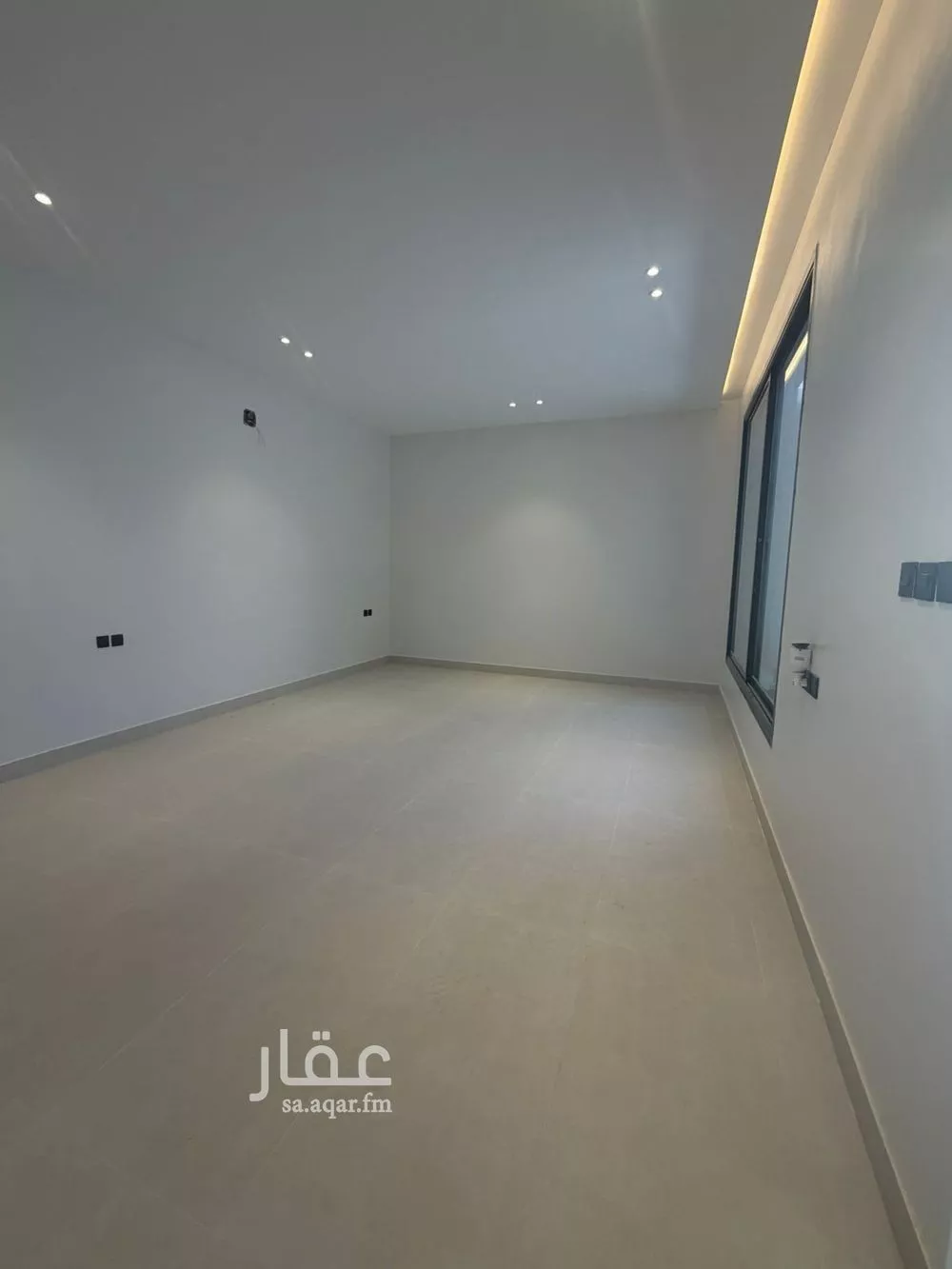 3 bedroom floor in Al Janadriyah 7