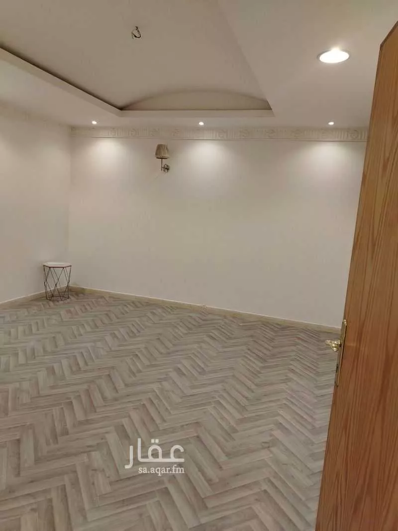 3 bedroom apartment in Al Yasmin 4