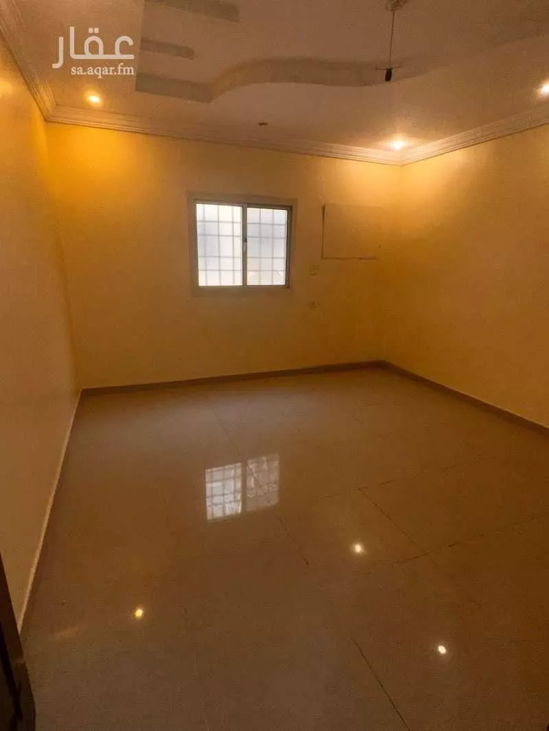 شقة 4 غرف في الجامعة 7